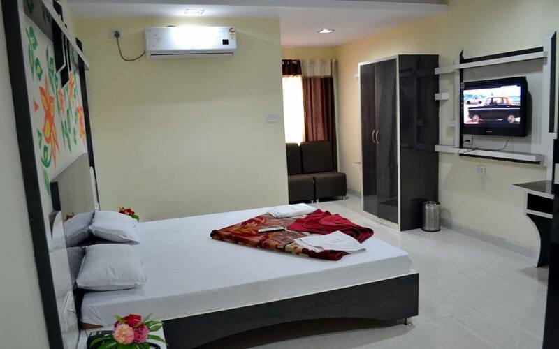 Hotel Saket, Pachmarhi 5